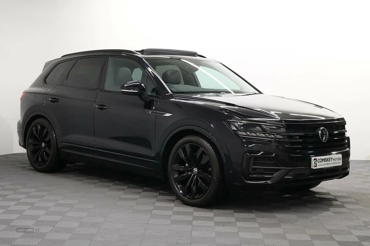 Volkswagen Touareg TDI V6 Black Edition - Image 1