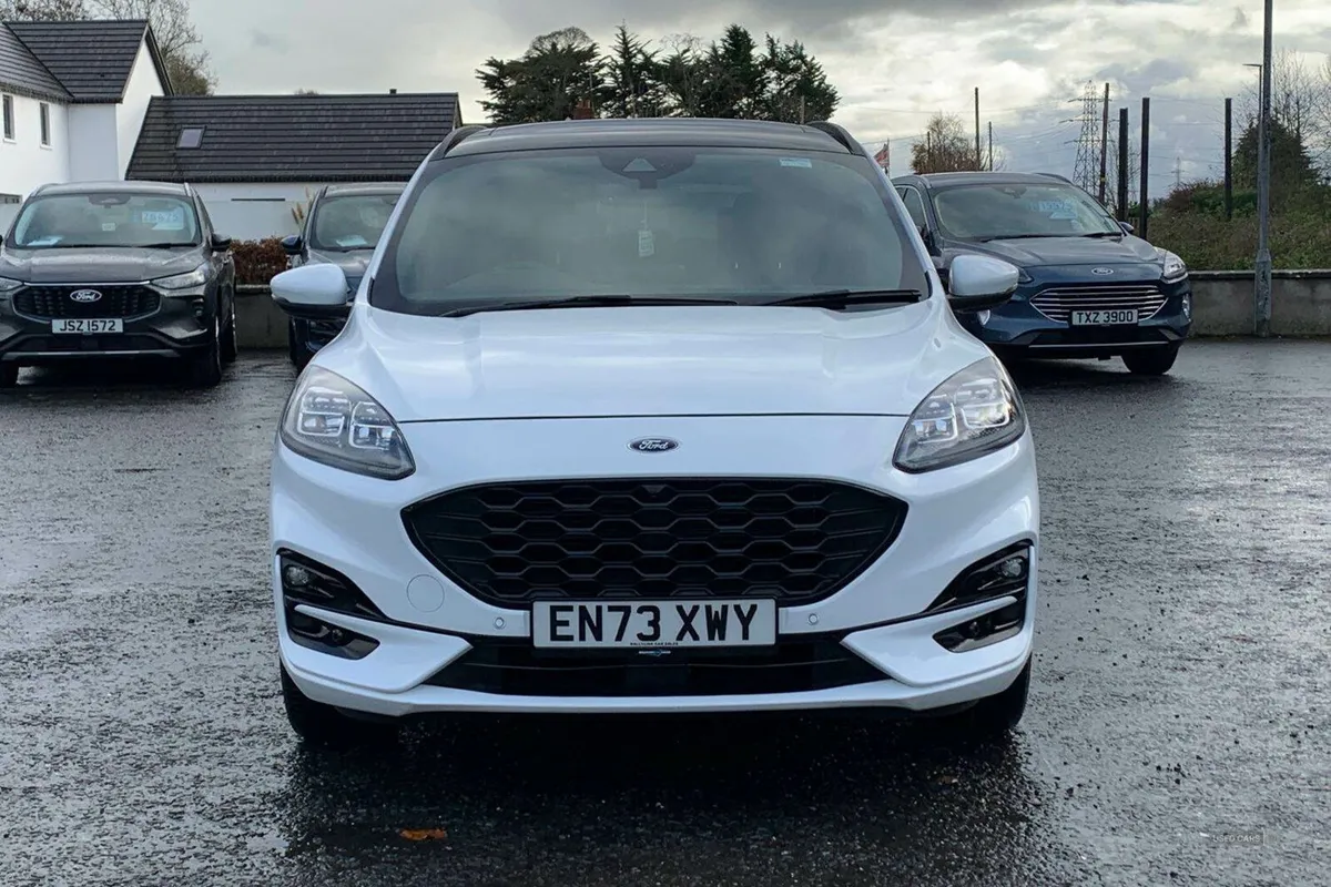 Ford Kuga 2.5h FHEV ST-Line X Edition 190PS in Whi - Image 4