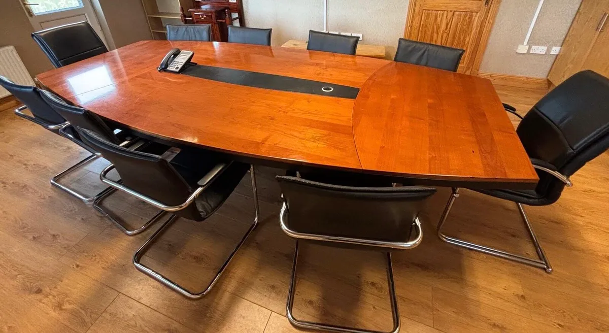 Boardroom table and chair - Image 3