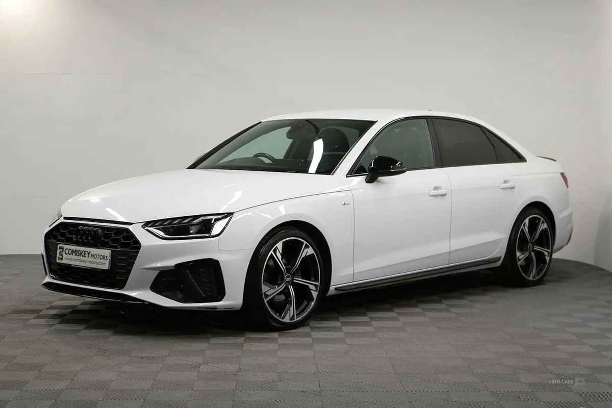 Audi A4 TDI Black Edition - Image 3