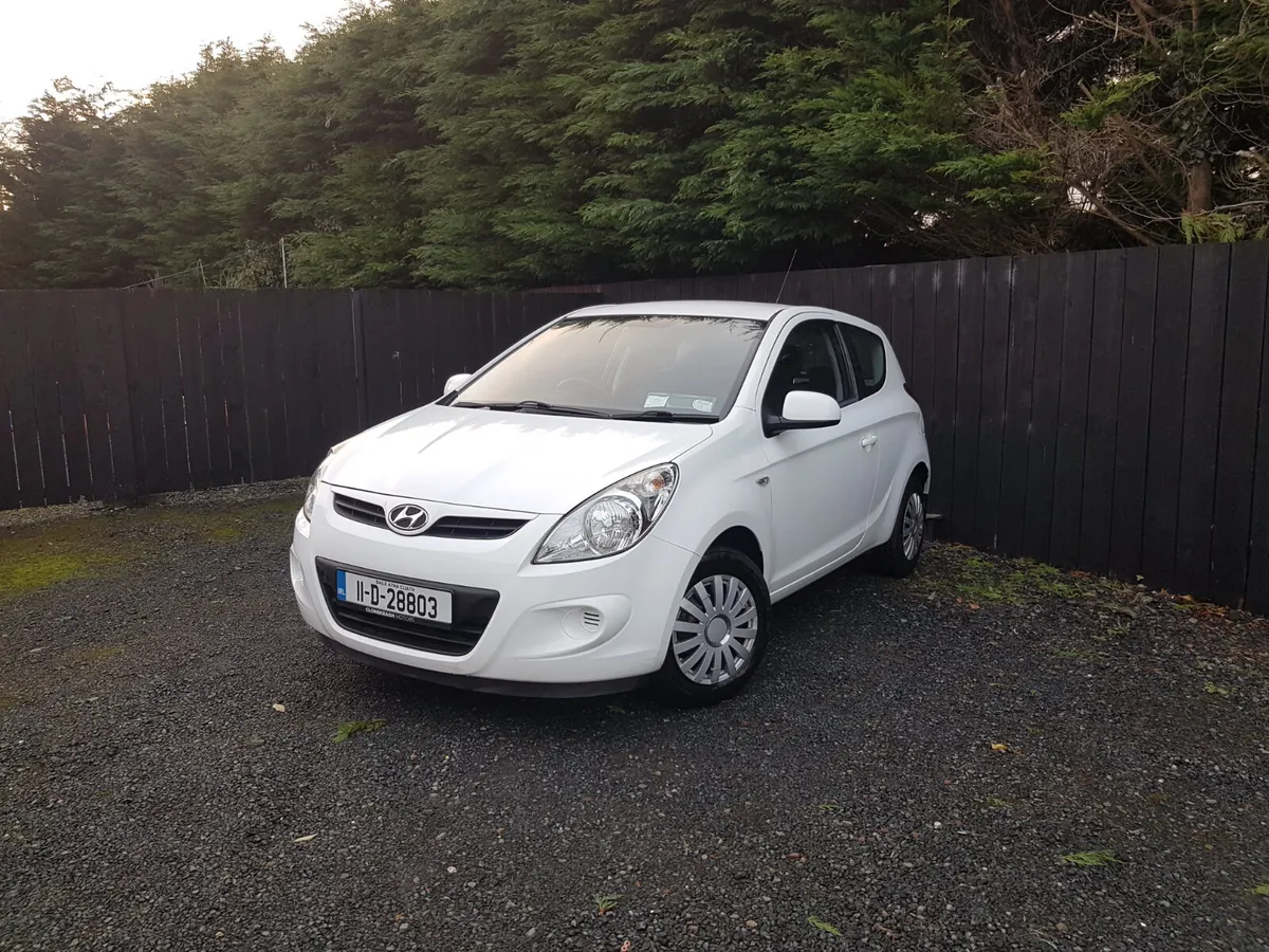 I20 .. LOW LOW KMS.. NCT TODAY - Image 2