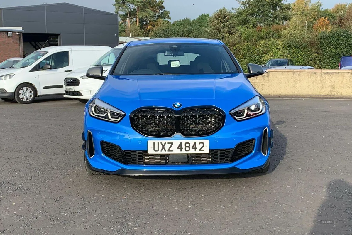 BMW 1-Series 2.0 M135i 306PS Auto xDrive in Misano - Image 4