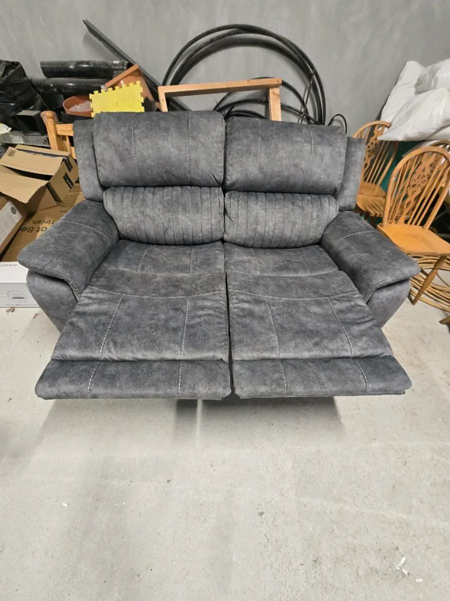 2 seater recliner couch - Image 2