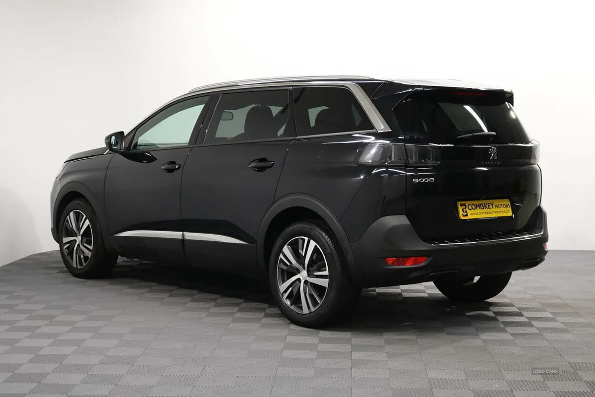 Peugeot 5008 BlueHDi Allure - Image 4