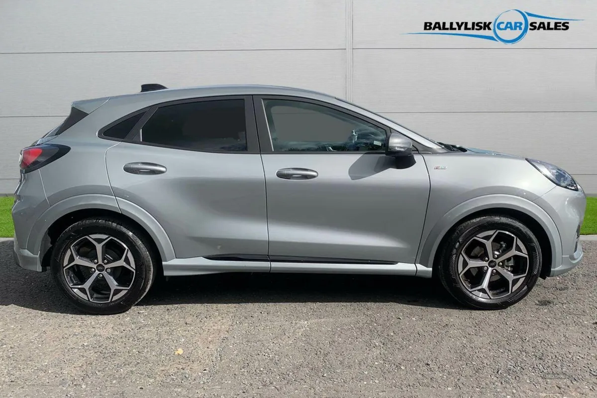 Ford Puma 1.0T 125PS ST-Line in Solar Silver with - Image 3
