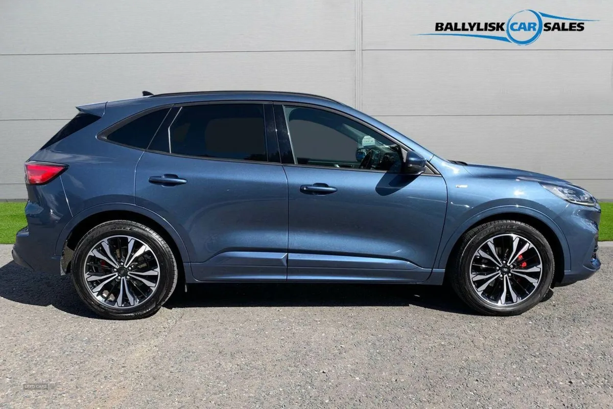 Ford Kuga 1.5 EcoBlue ST-Line X Edition Diesel Man - Image 3