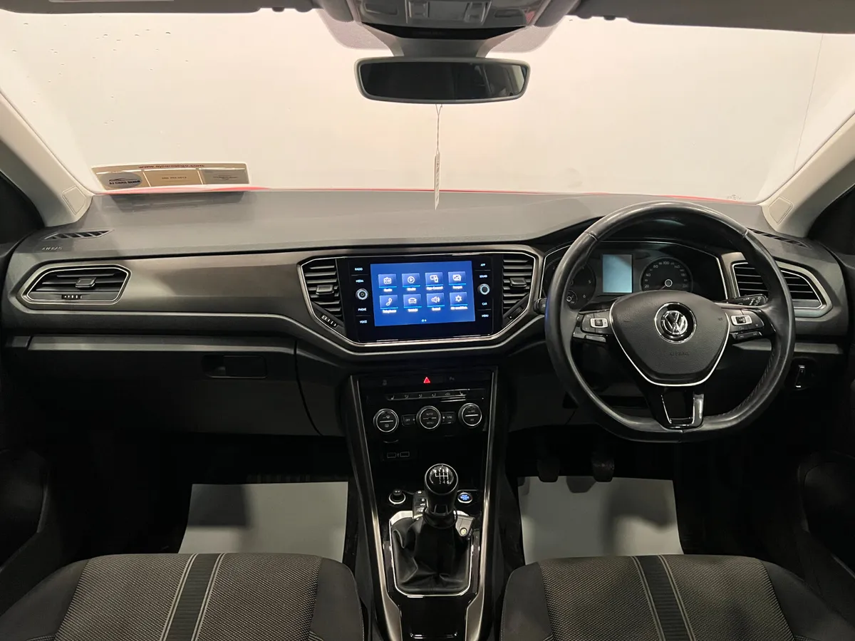 Volkswagen T-ROC Design 1.6TDI 110BHP– 2018 (182) - Image 4