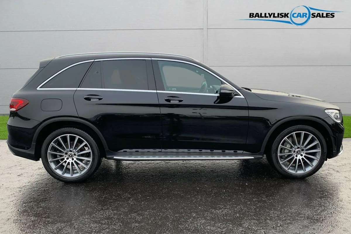 Mercedes-Benz GLC 2.0 GLC220d 194PS AMG Line (Prem - Image 3