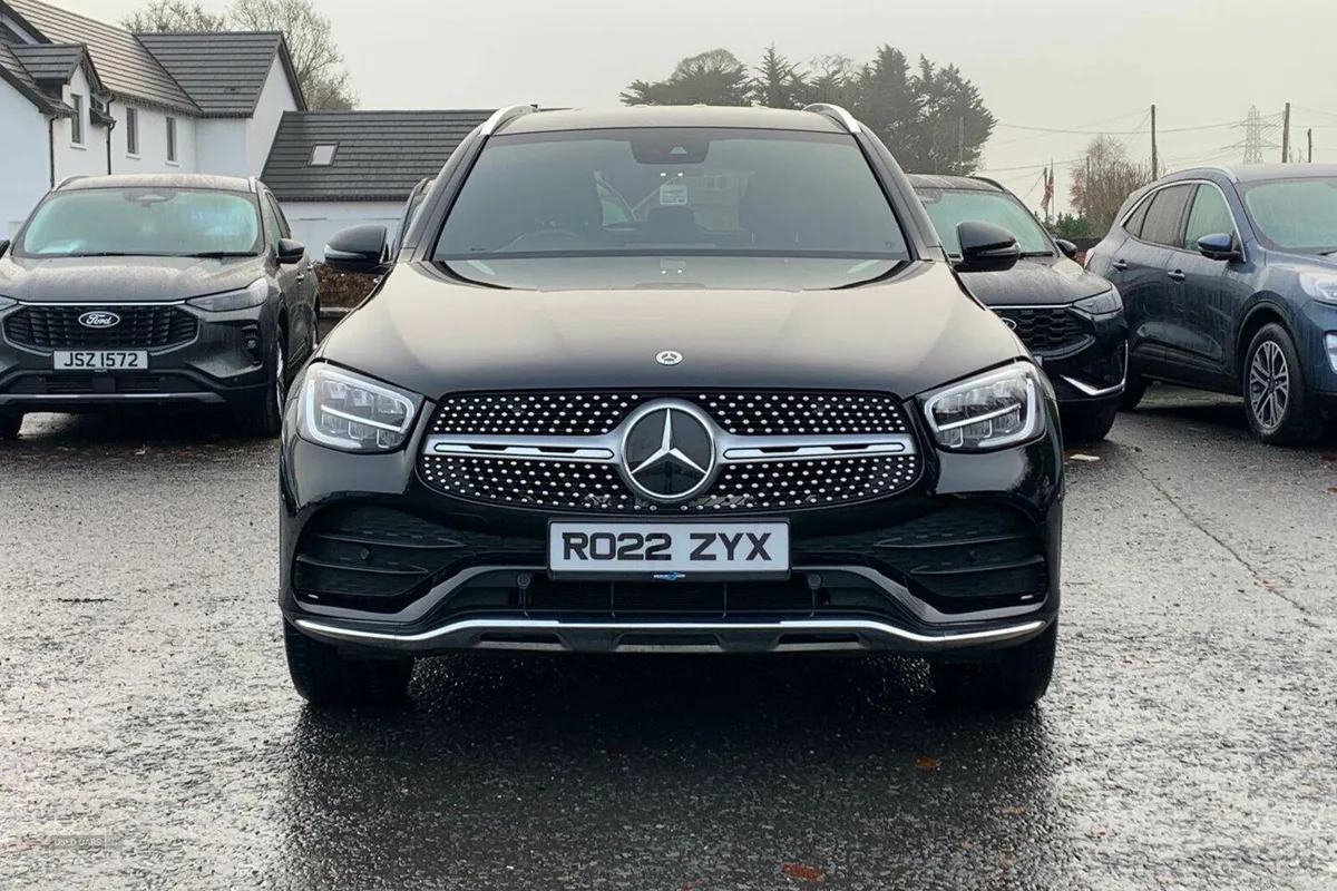 Mercedes-Benz GLC 2.0 GLC220d 194PS AMG Line (Prem - Image 4