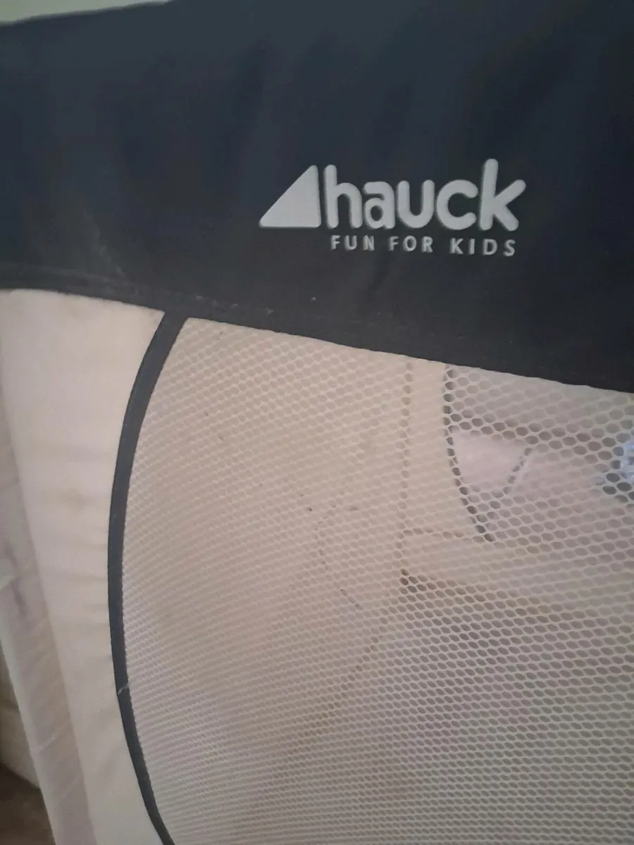 Play pin for a baby very good condition - Image 2