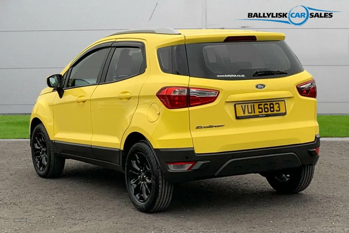 Ford EcoSport 1.5 TDCi 95PS Zetec in Bright Yellow - Image 2