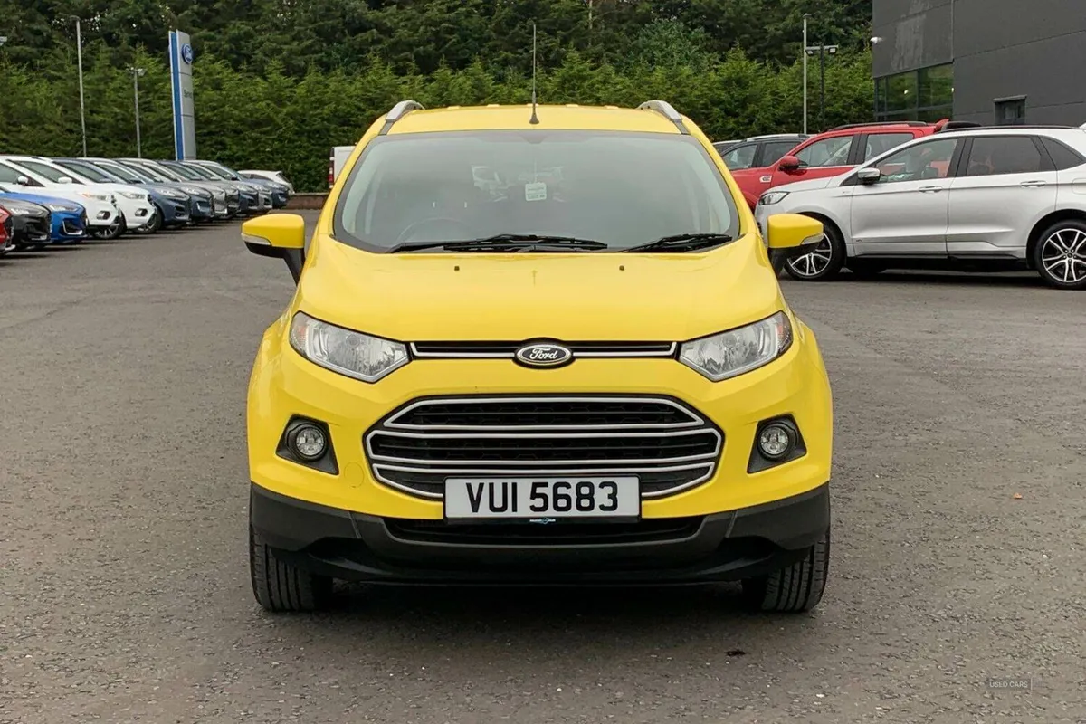 Ford EcoSport 1.5 TDCi 95PS Zetec in Bright Yellow - Image 4