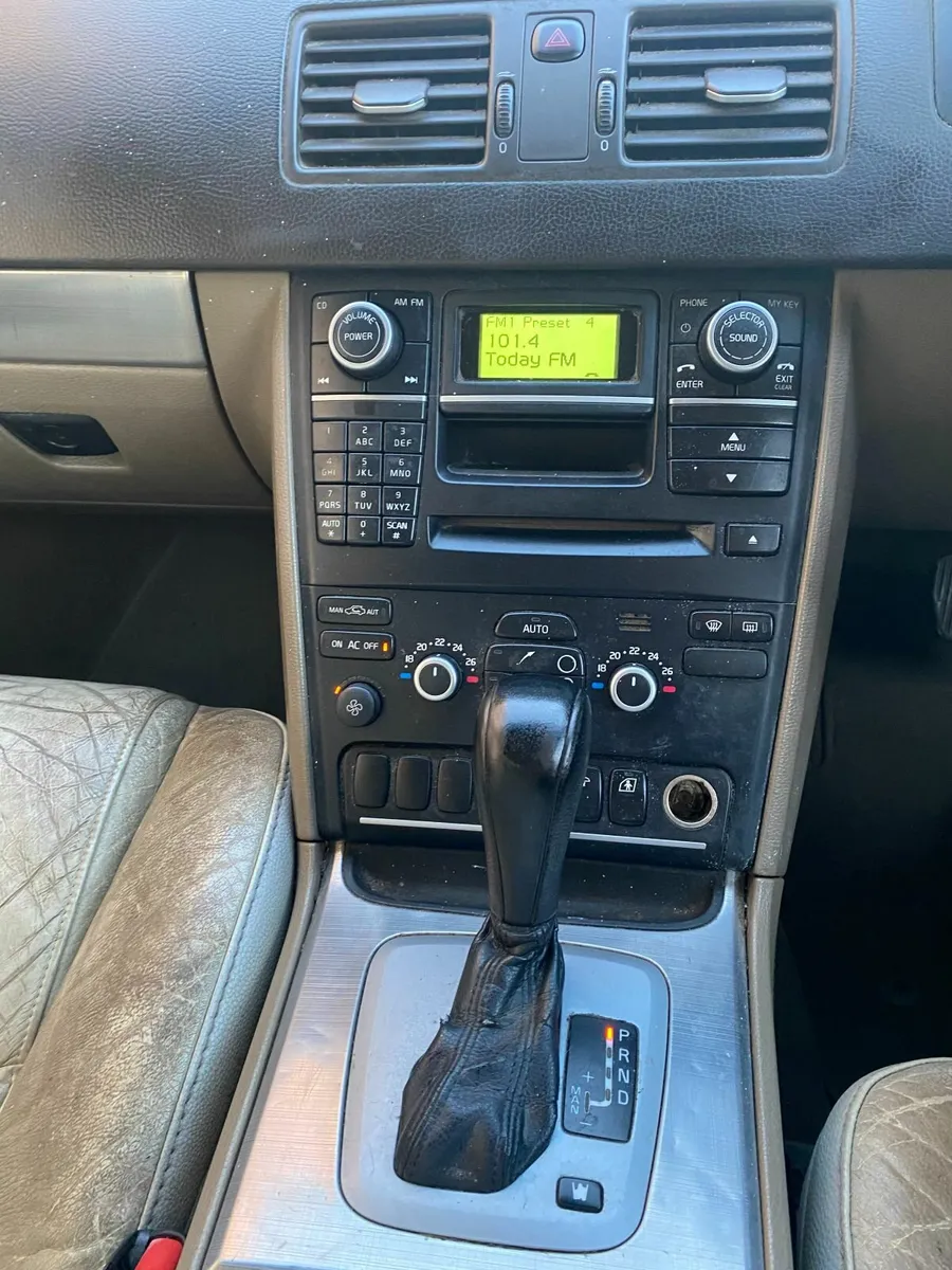 Volvo XC90 2011 - Image 3