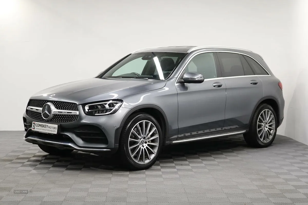 Mercedes-Benz GLC 300d AMG Line - Image 3
