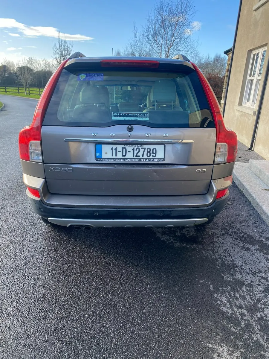 Volvo XC90 2011 - Image 4