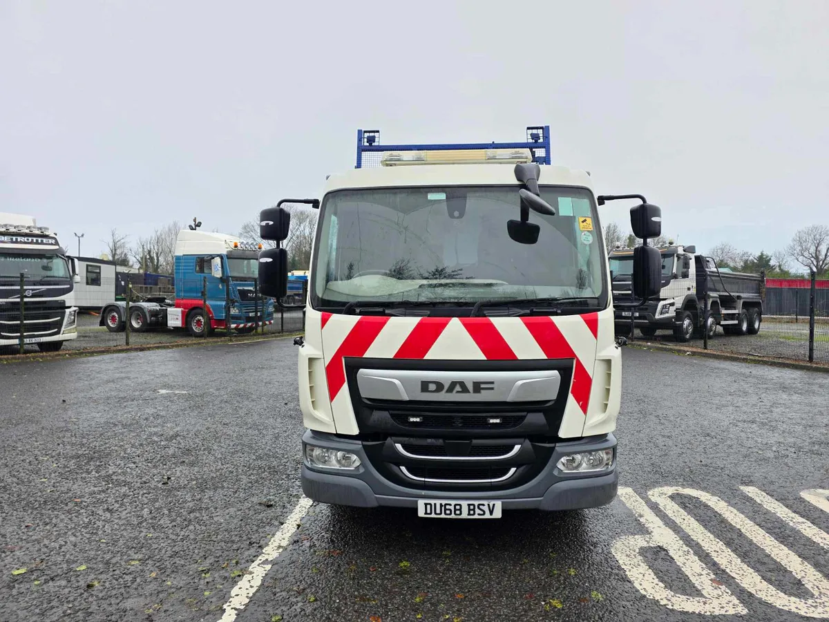 2019 Daf LF180 10 ton insulated steel tipper - Image 2
