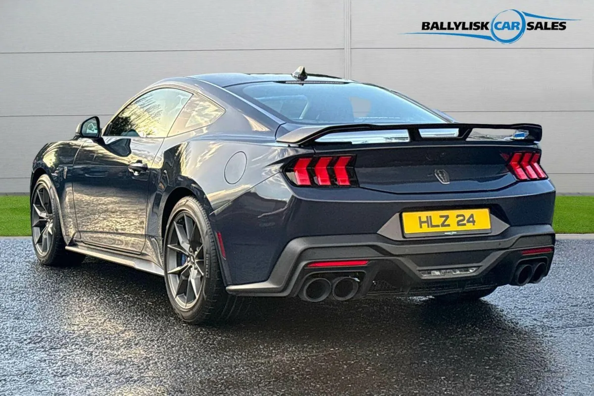 Ford Mustang 5.0 V8 Dark Horse Coupe 2dr Petrol (4 - Image 2