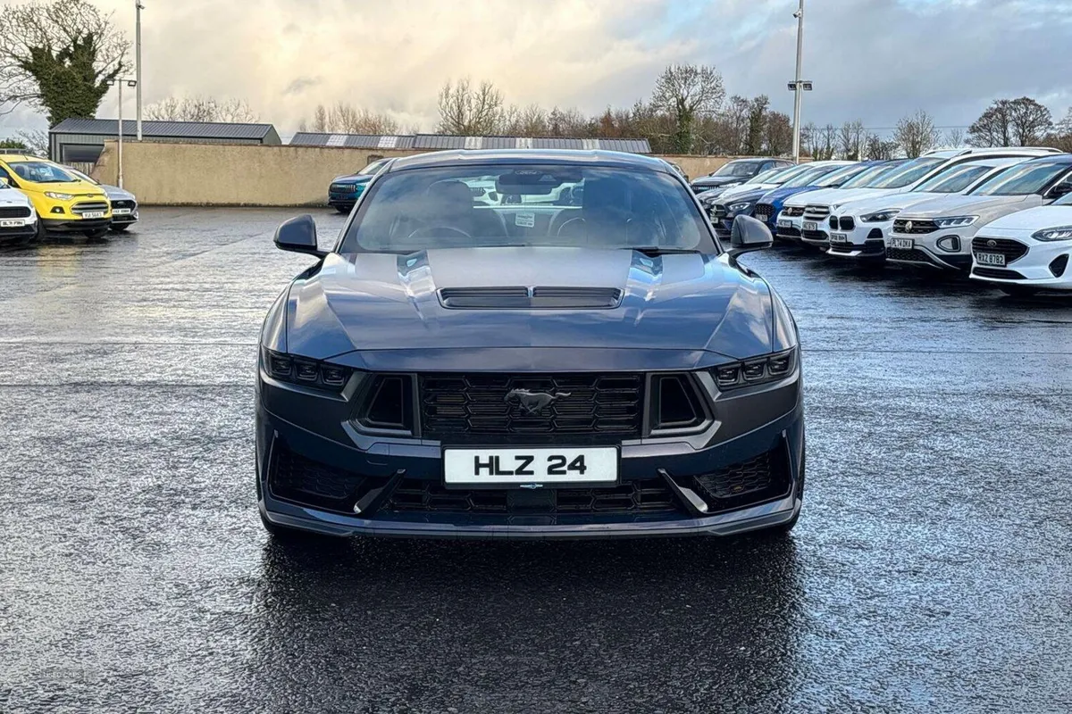 Ford Mustang 5.0 V8 Dark Horse Coupe 2dr Petrol (4 - Image 4