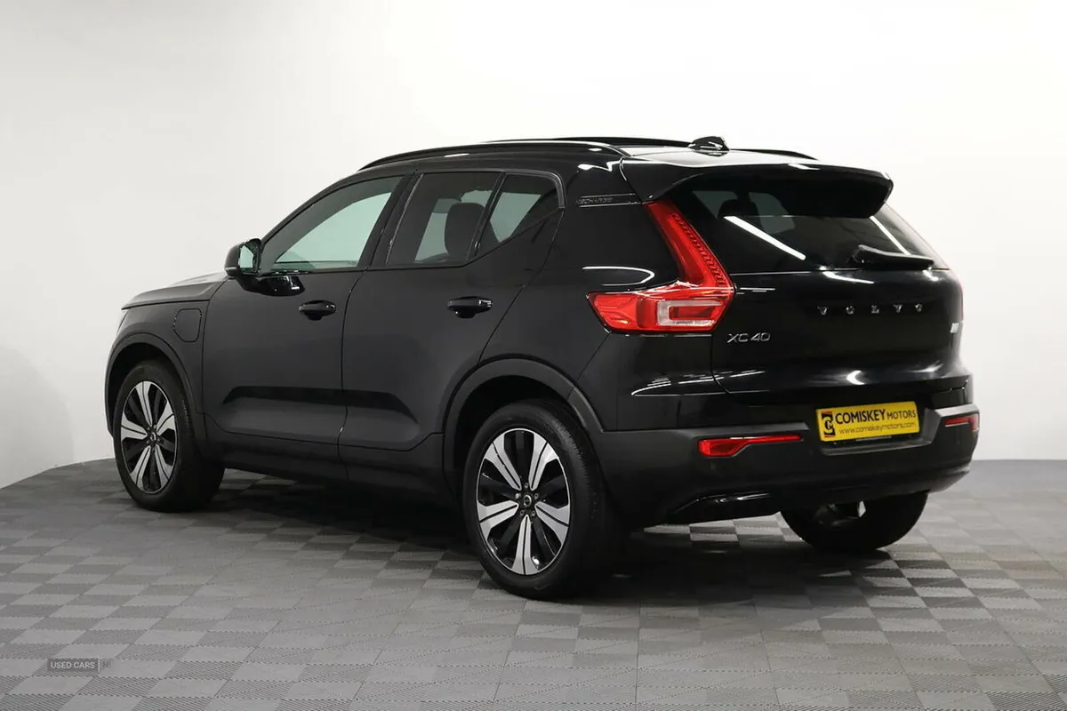 Volvo XC40 h T5 Ultimate Dark - Image 4