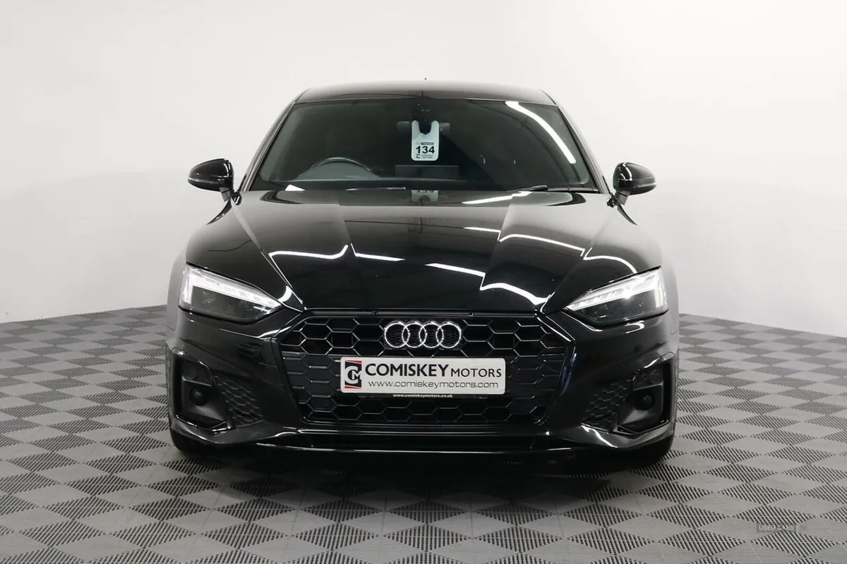 Audi A5 TDI S line - Image 2