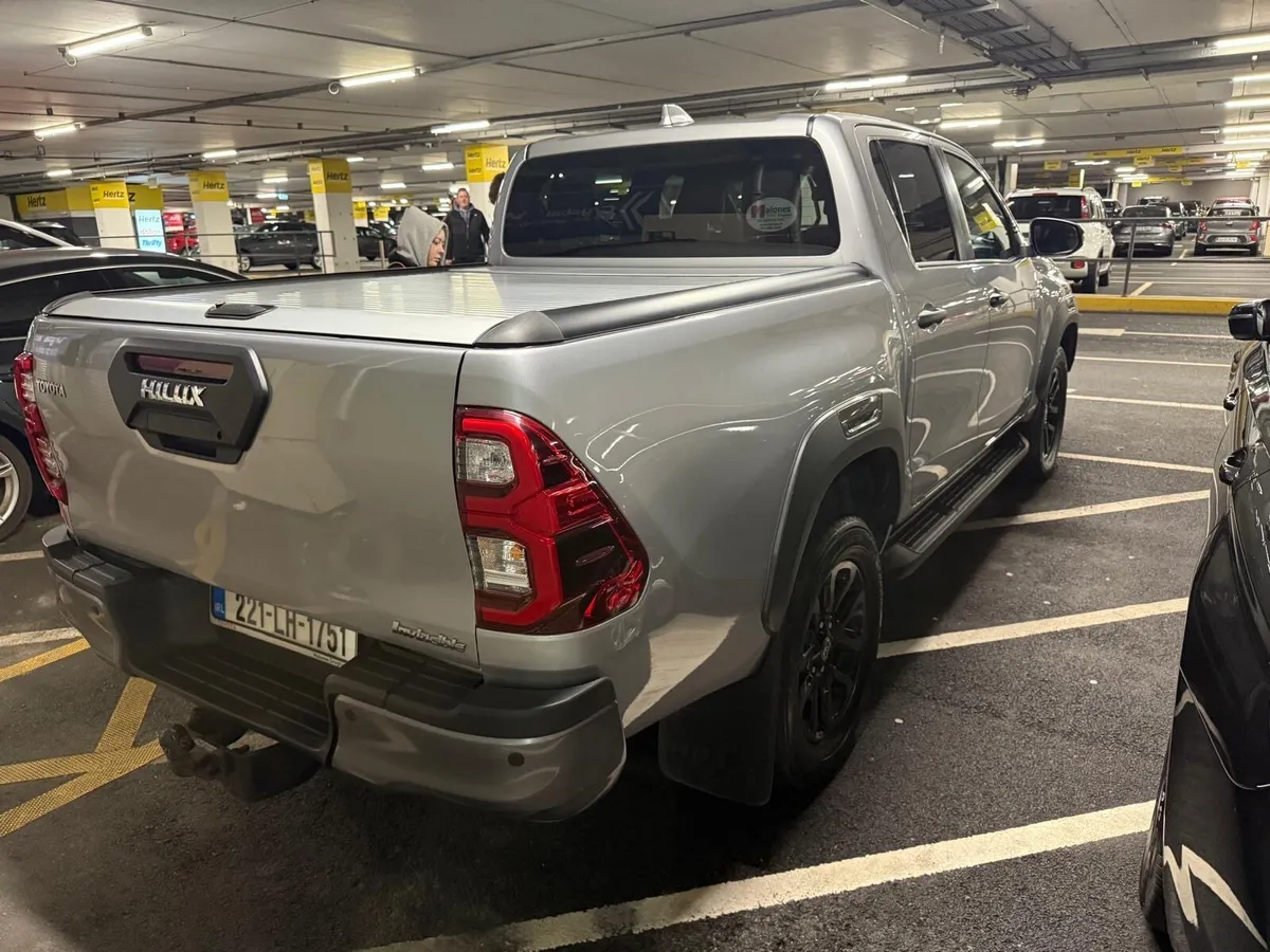 Toyota Hilux - Image 4