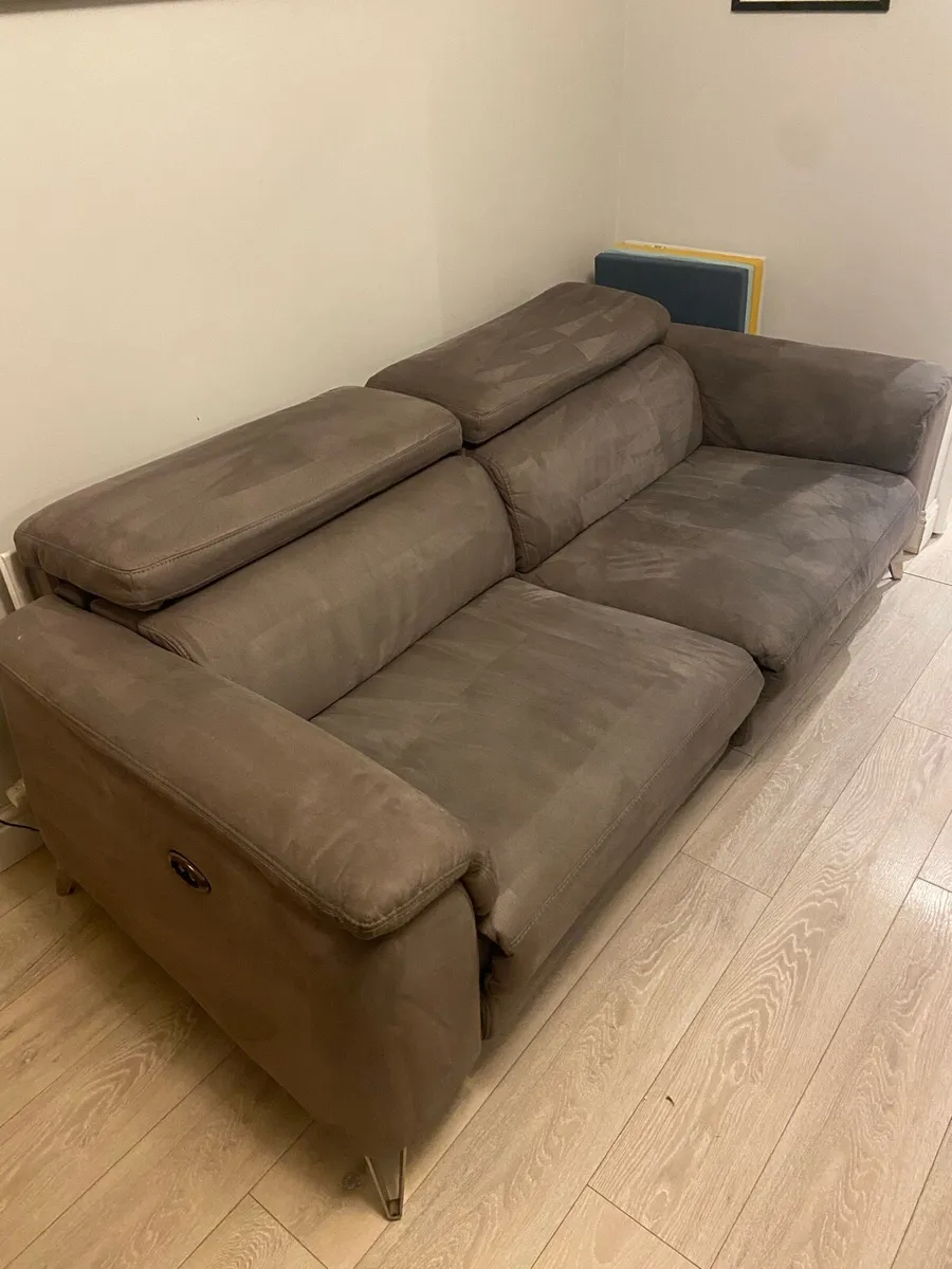 3 seater electric recliner sofa - Image 1