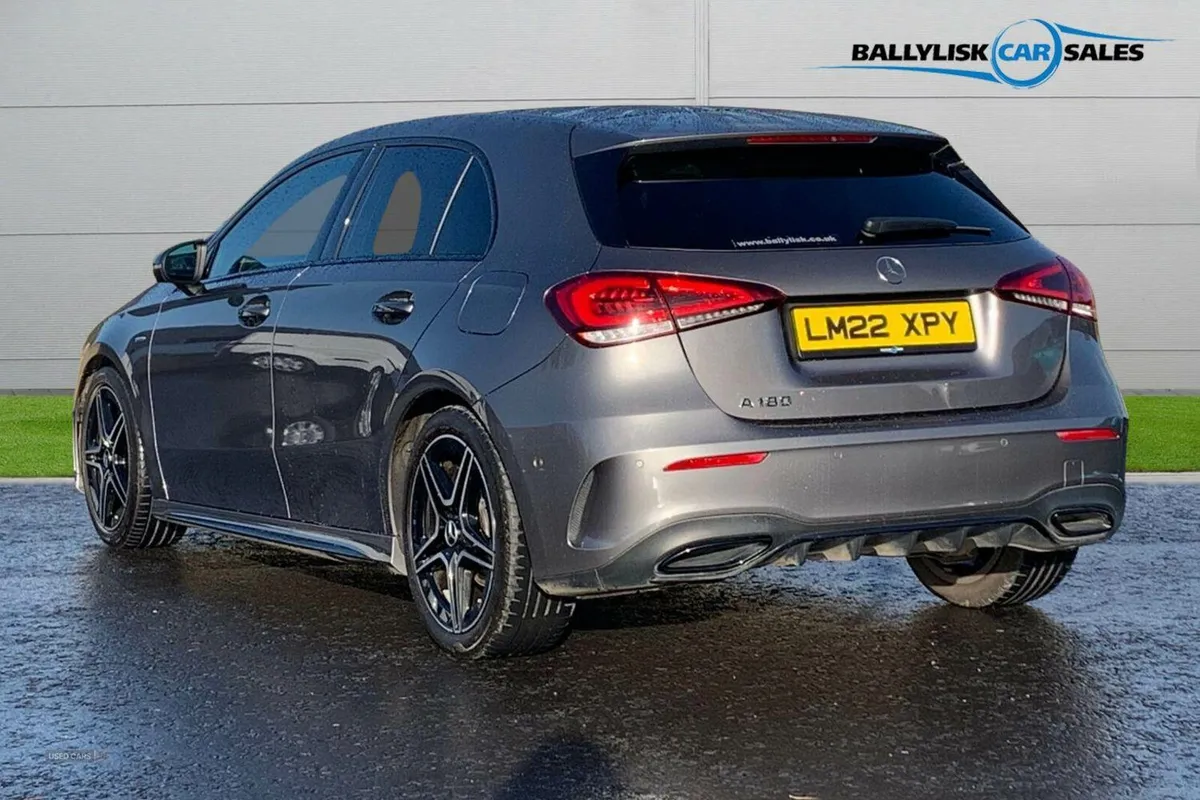 Mercedes-Benz A-Class 1.3 A180 AMG Line Edition (E - Image 2