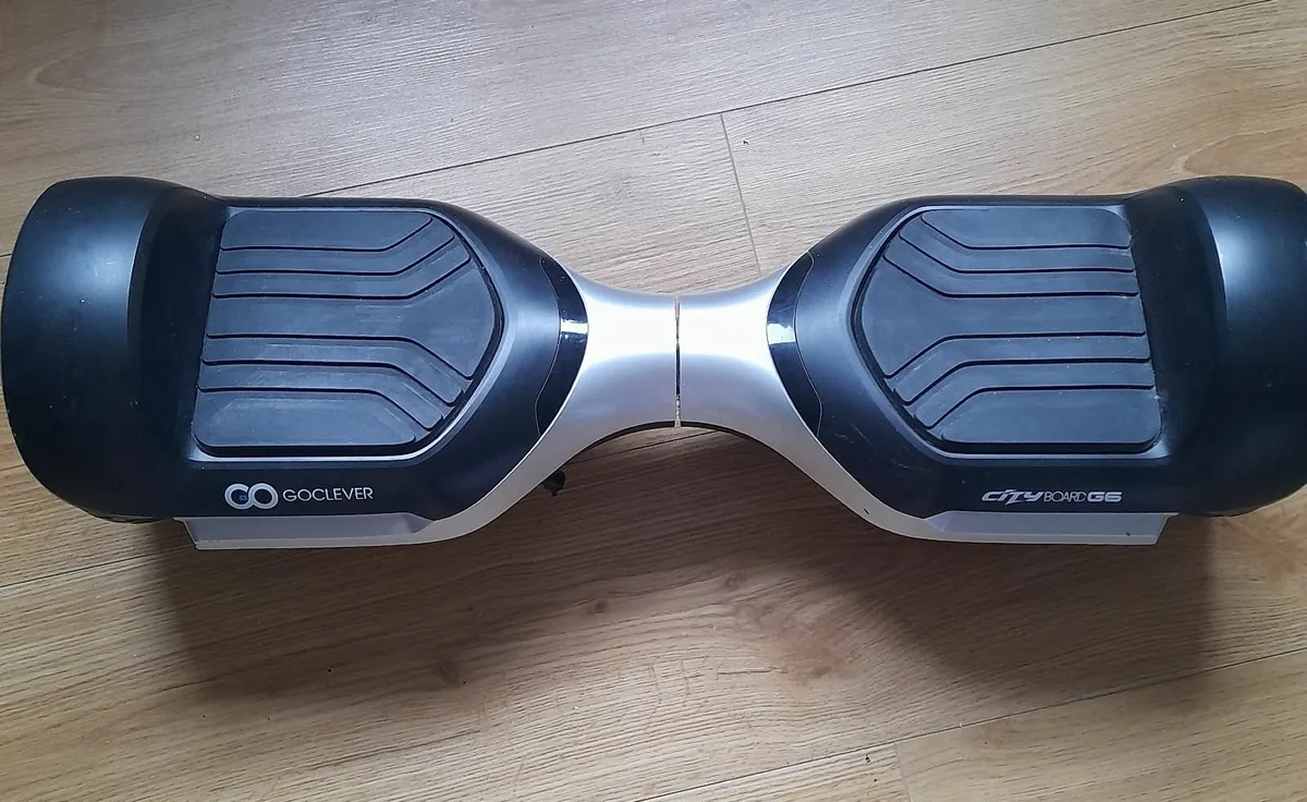 Go Clever G6 City Hoverboard NEW BATTERY NEEDED - Image 4