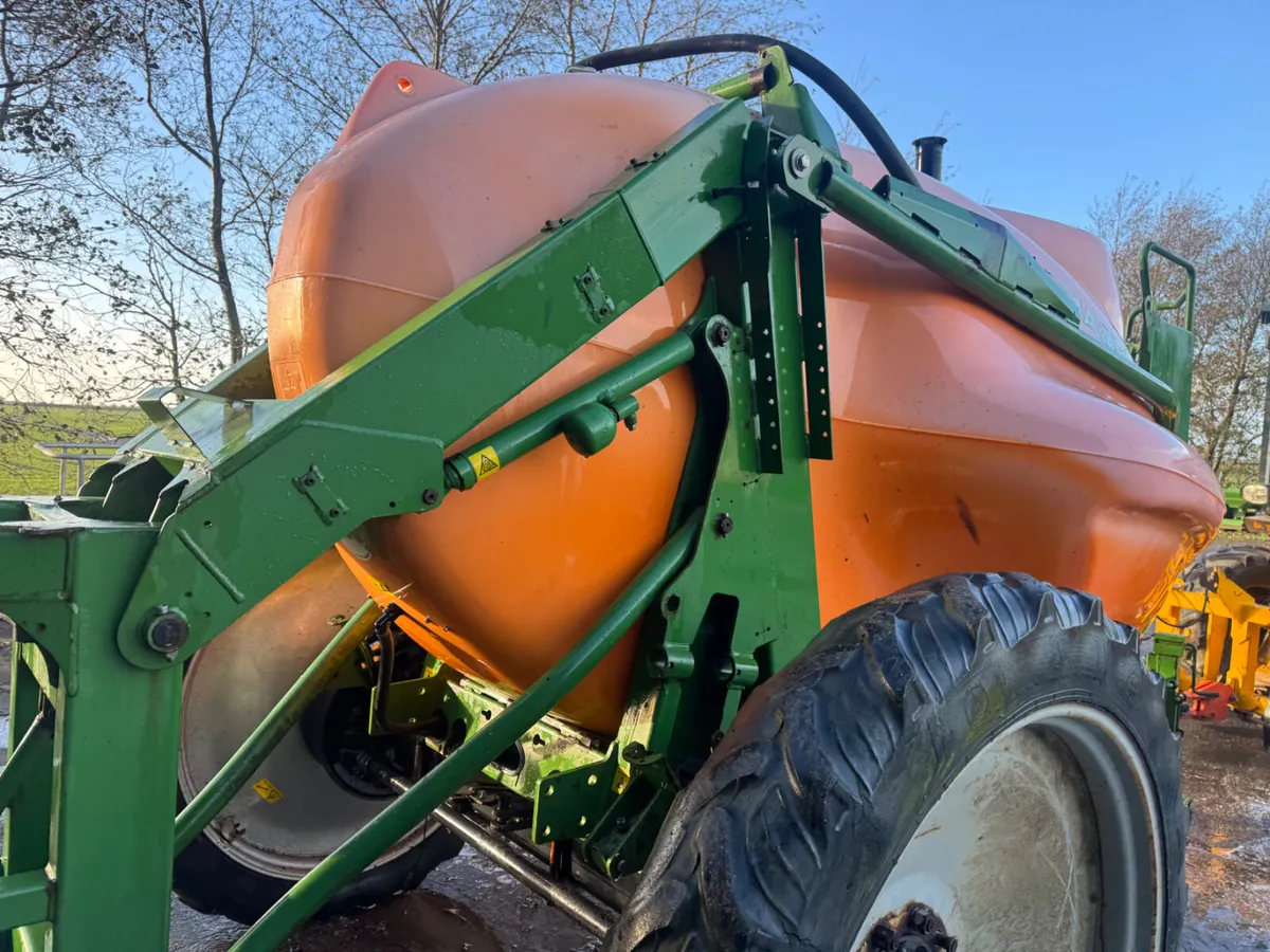 Amazone UX 4200 breaking parts - Image 2