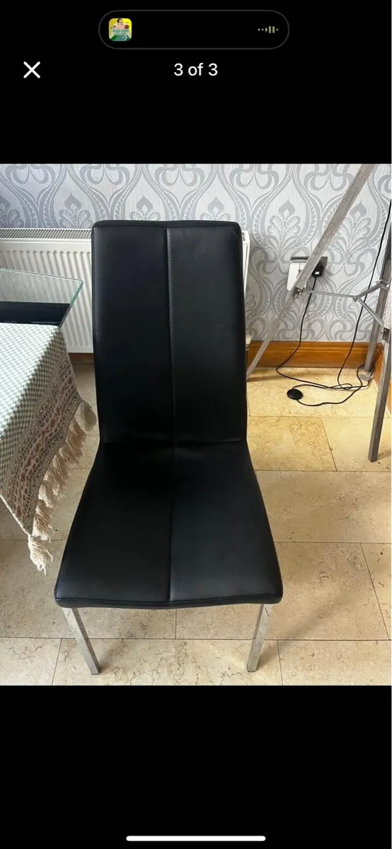 Dining table and chairs - Image 2