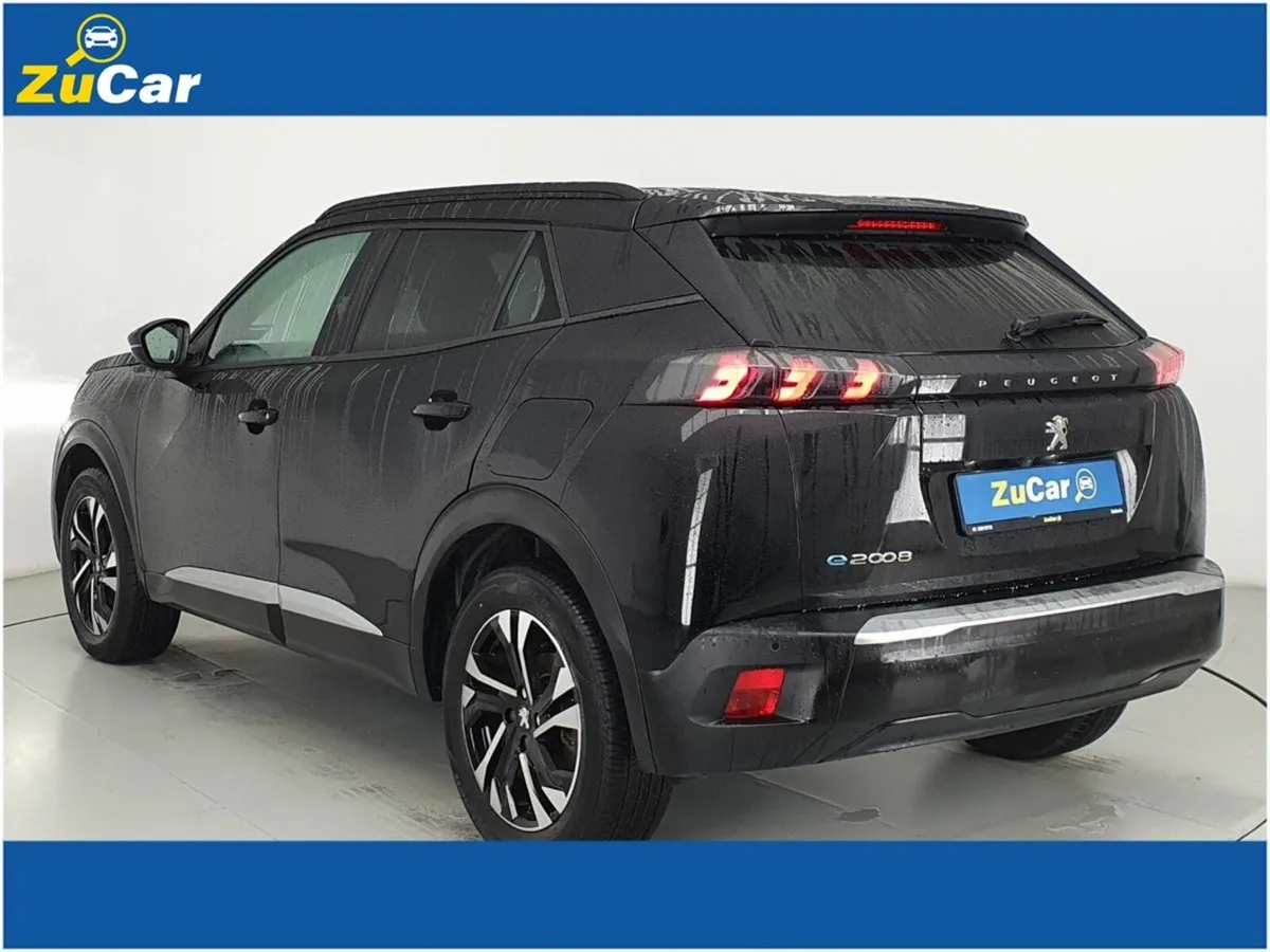 Peugeot 2008 #251 Electric 136bhp (50 kWh) Allure - Image 4