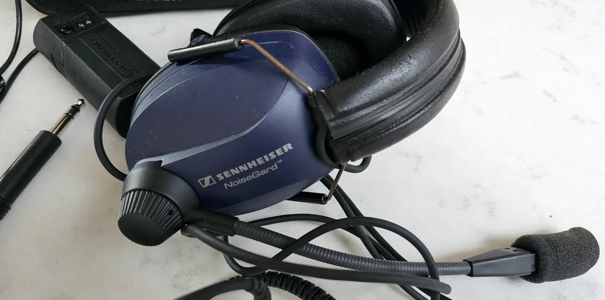Sennheiser HMEC-300 Pilots headset with bag+socks - Image 4