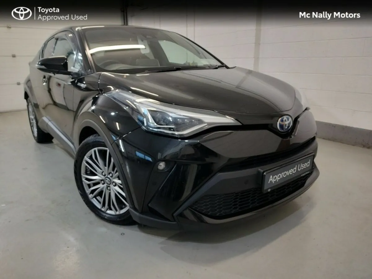 Toyota C-HR 1.8 HYBRID SOL 4DR AUTO TOP SPEC - Image 1