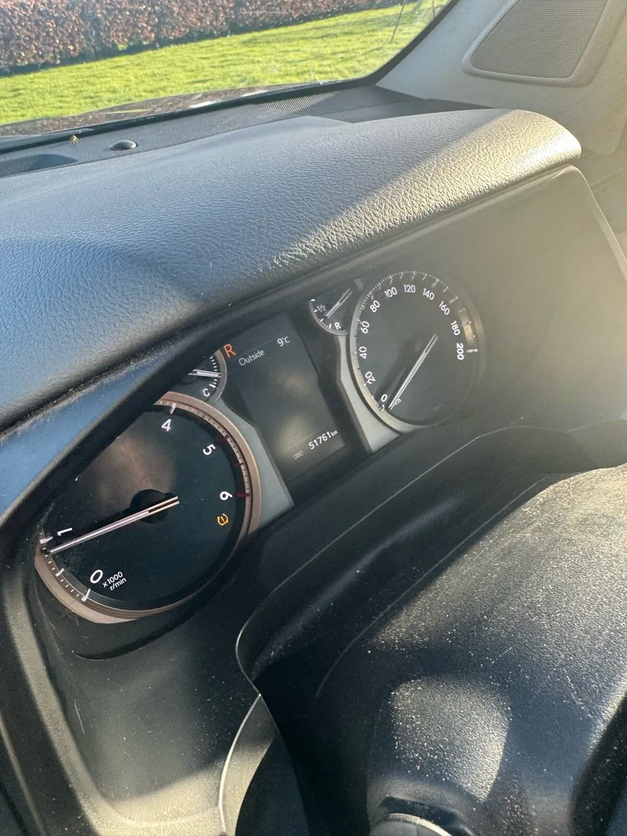 Land Cruiser,2023, 51km ,owner - Image 2