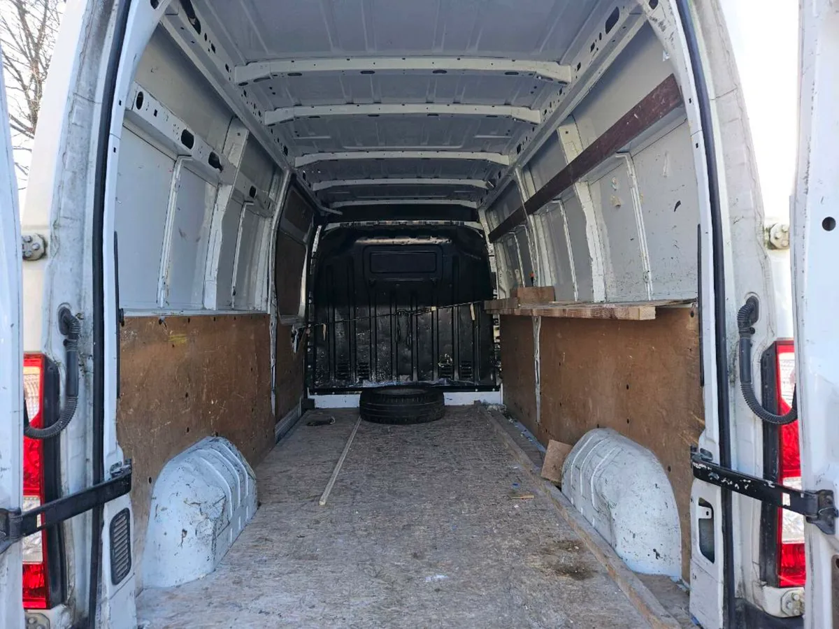 2016 Nissan NV400 (High Roof, LWB) - Image 3