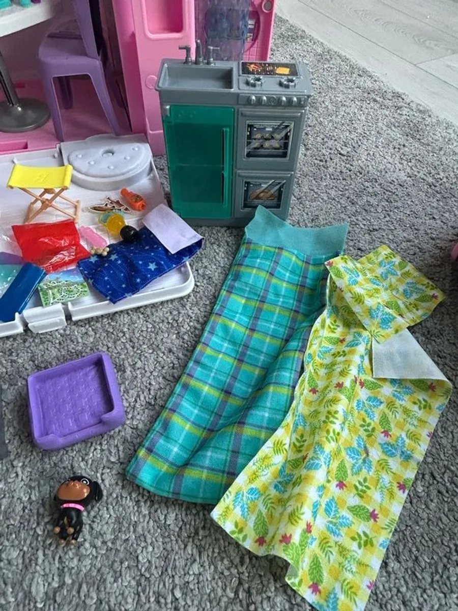Barbie Camper van and plane - Image 3