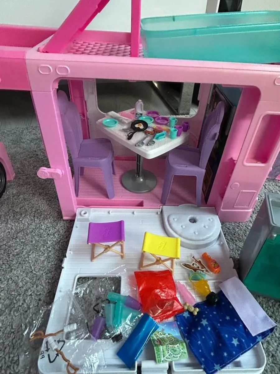 Barbie Camper van and plane - Image 4
