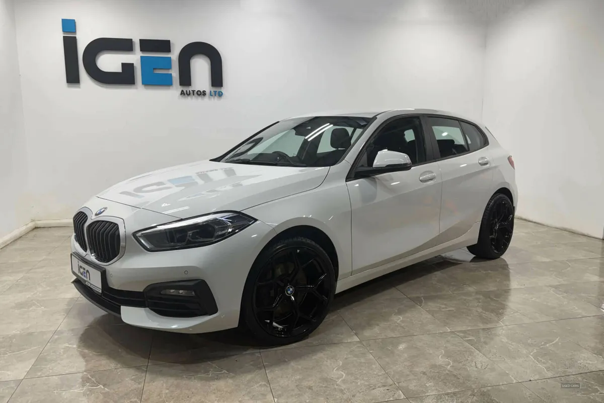 BMW 1-Series 2.0 118D SE 5dr - Image 1