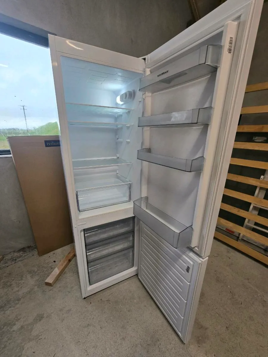 70/30 Fridge Freezer - Image 2