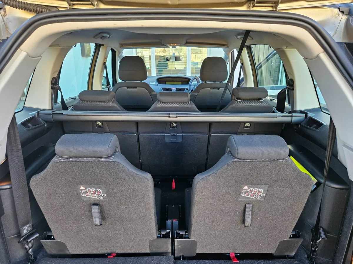 Citroen C4 Picasso 2012 - Image 4