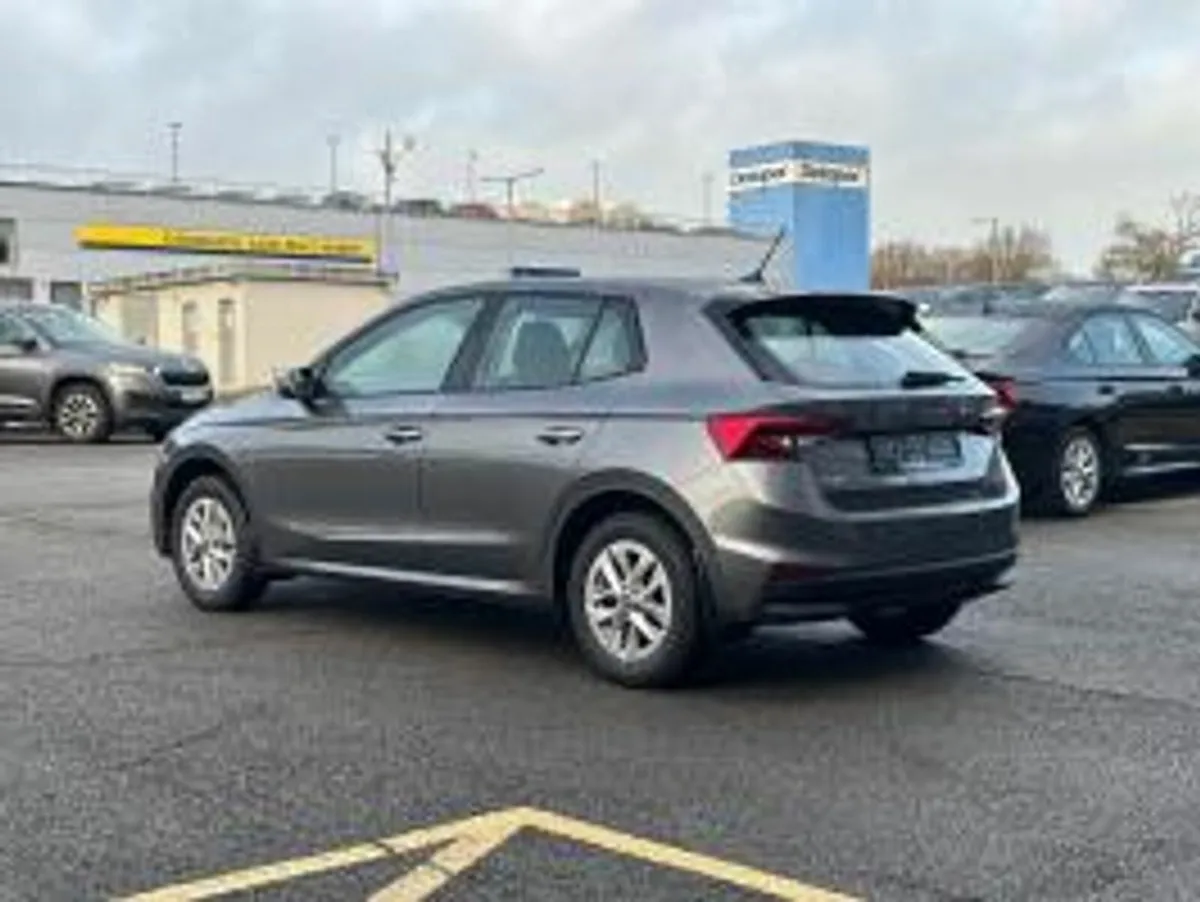 Skoda Fabia Selection 1.0MPI 80HP - Image 3