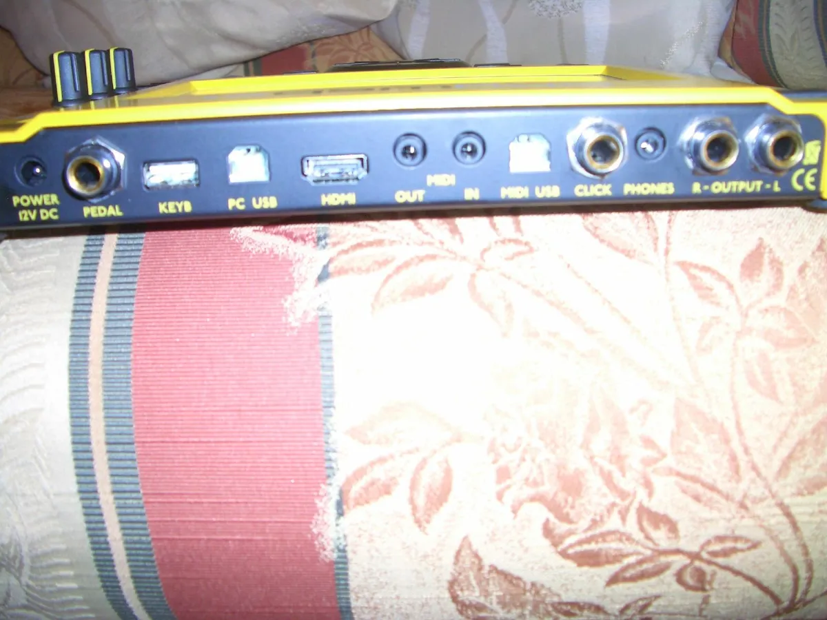 OKYWEB 4 MP3 BACKING TRACK PLAYER - Image 2