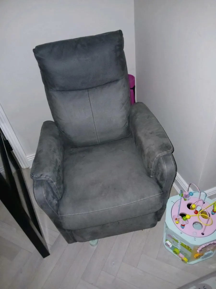 L Couch + recliner 1 seater Jysk - Image 1
