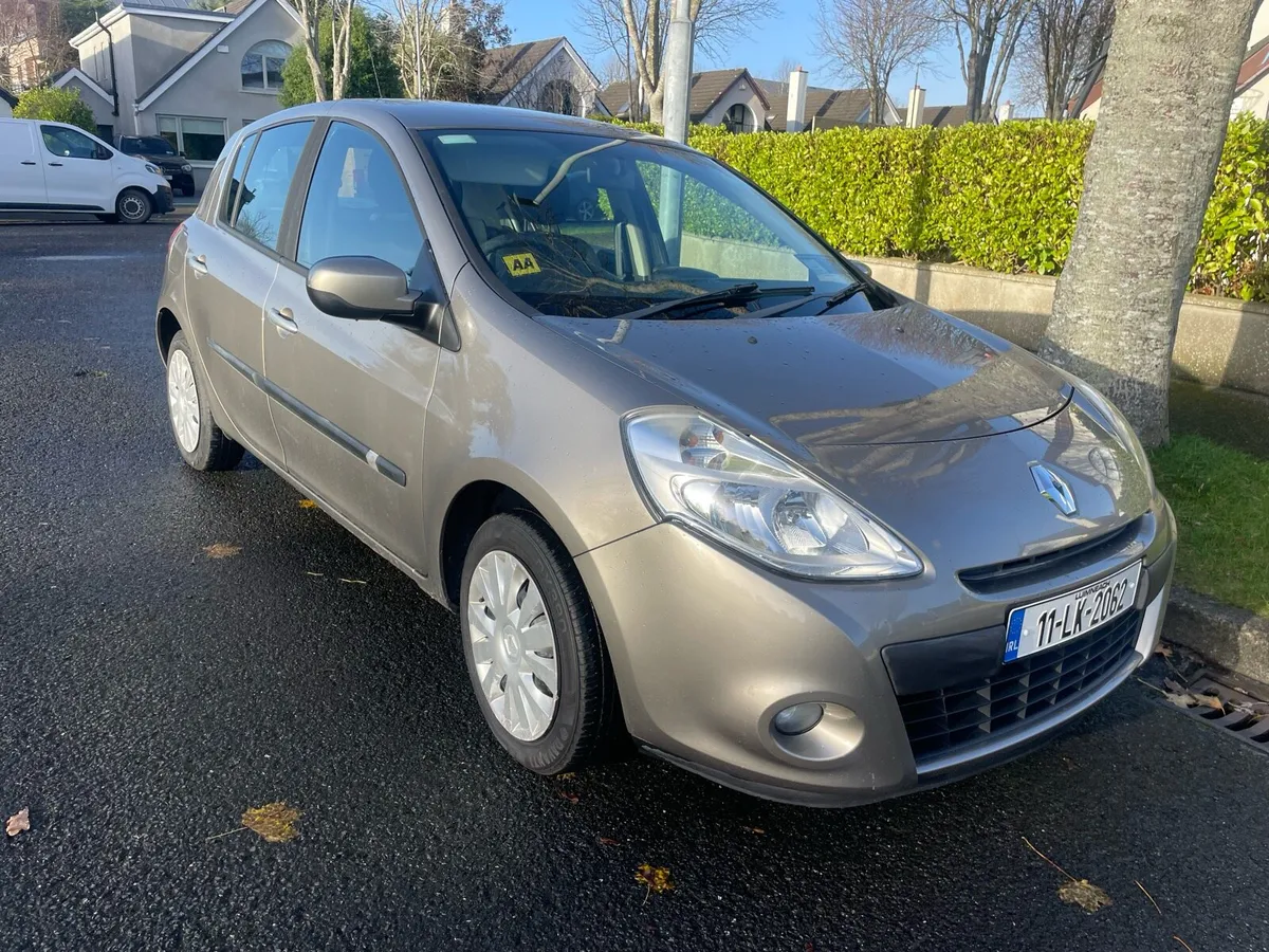 RENAULT CLIO 1.2 “ONE OWNER “NCT 8/26 IMMACULATE - Image 4