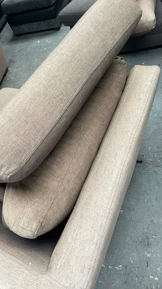 Brown/grey Corner Sofa with ottoman - Image 4