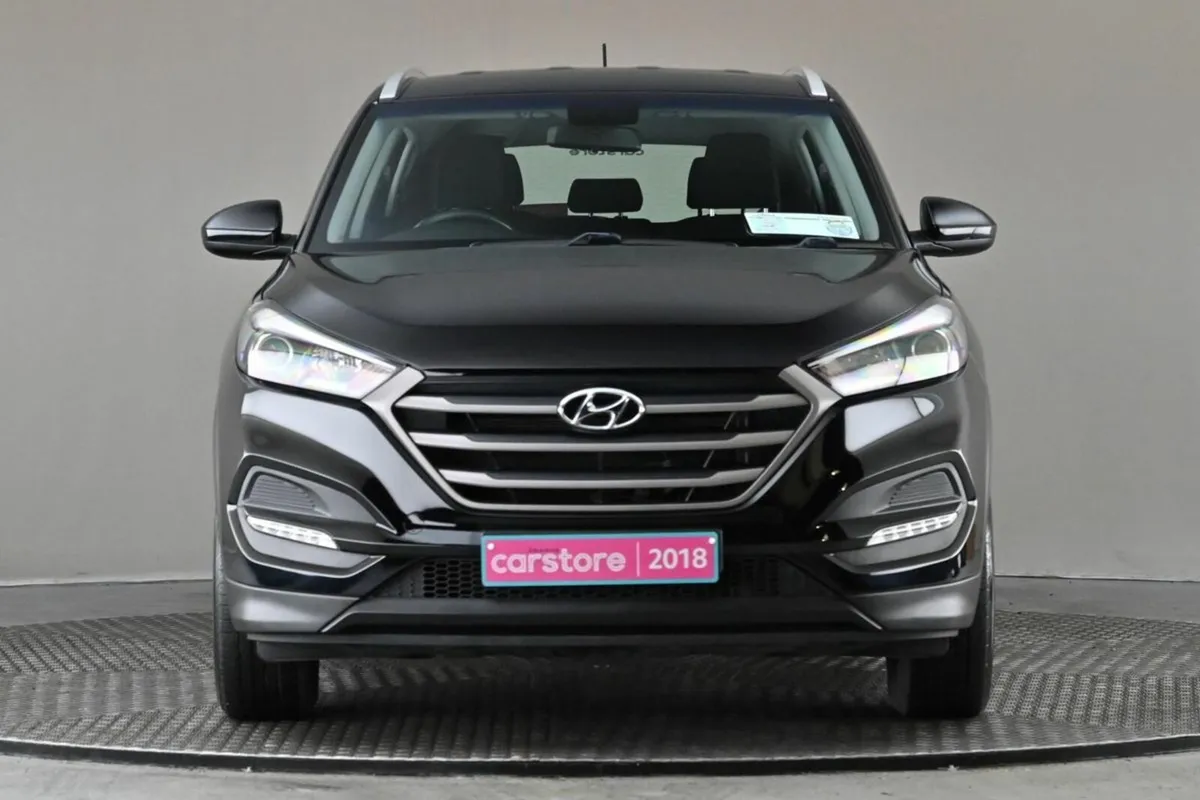 Hyundai Tucson 1.6 COMFORT PETROL 6SPD - Image 2