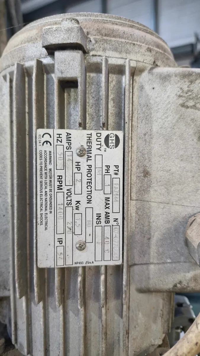 Two post rotary lift - Image 3