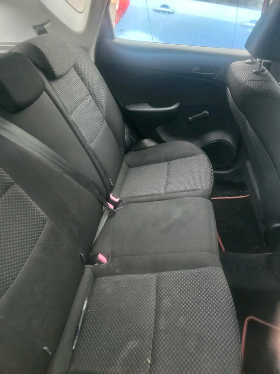 Hyundai i30 1.6d CRDI - Image 4