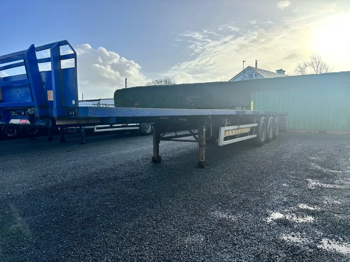 Dennison flat trailers - Image 1