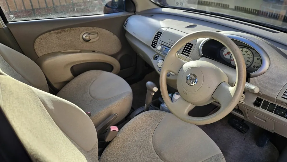 Nissan March Keyless AUTOMATIC - Image 3